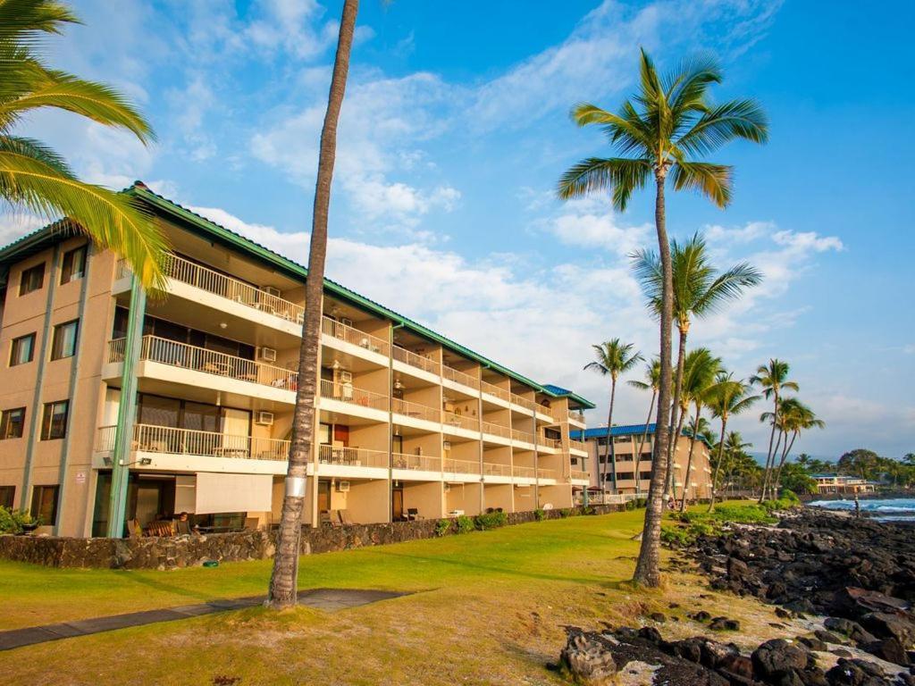 Castle At Kona Reef Aparthotel Kailua-Kona Exterior photo